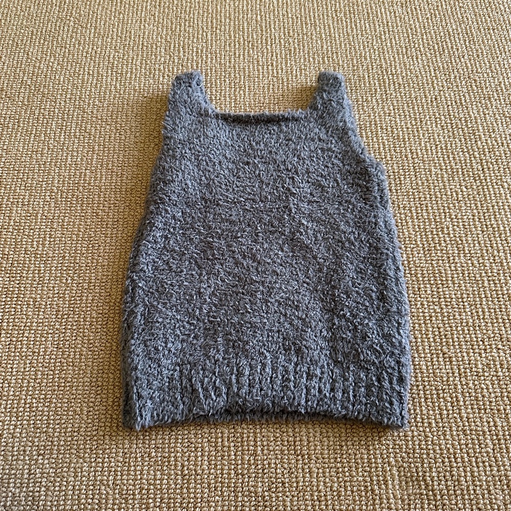 Skims Kid's Smoke Cozy Knit Scoop Neck Tank, Size 8/10 New